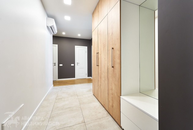 Фото Евротрёшка с ремонтом в центре. Выгодная локация! — 47