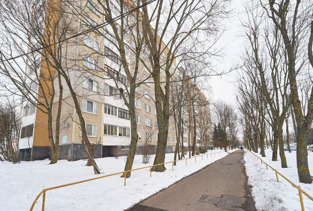 Фото Уютная 1 ком. квартира с ремонтом. Рядом с домом лесопарк «Медвежино» — 1