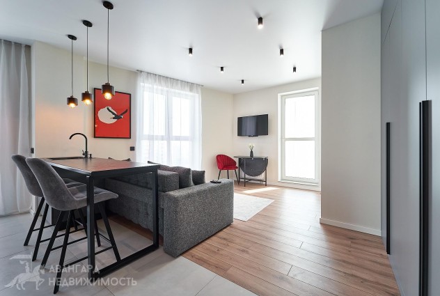 Фото 2-комнатная с отличным ремонтом на 24-м этаже — 5