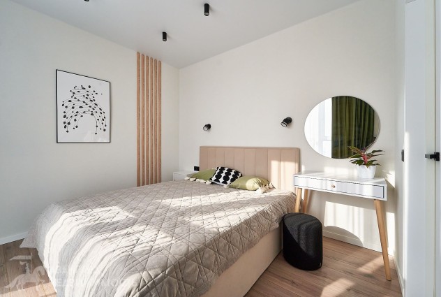 Фото 2-комнатная с отличным ремонтом на 24-м этаже — 25