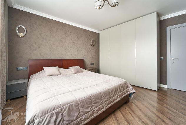 Фото Просторная квартира с ремонтом рядом с Лошицким парком! — 3