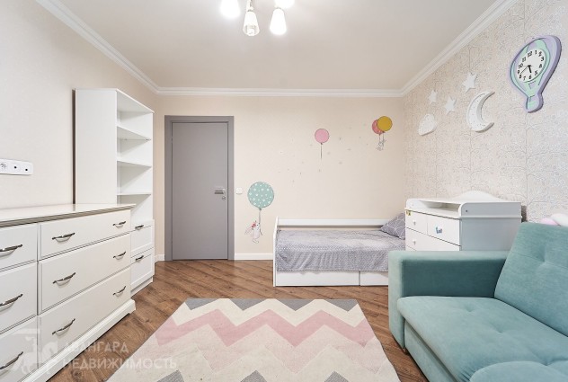 Фото Просторная квартира с ремонтом рядом с Лошицким парком! — 13