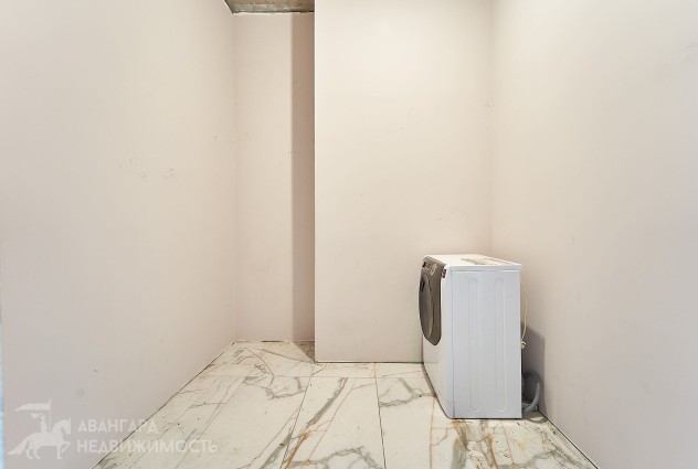 Фото 2-ком. панорамная квартира с потолками 3 м — 17