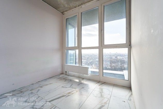 Фото 2-ком. панорамная квартира с потолками 3 м — 1