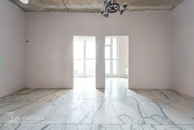 Фото 2-ком. панорамная квартира с потолками 3 м — 13