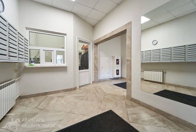 Фото Места хватит всем! Солидные метры в надежном доме.  — 75