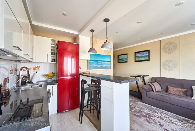 Фото 2-комнатная квартира с отличным ремонтом ул. Бумажкова 37А — 5