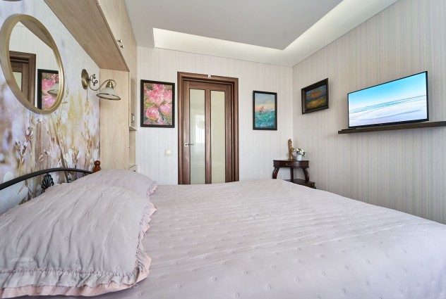 Фото 2-комнатная квартира с отличным ремонтом ул. Бумажкова 37А — 25