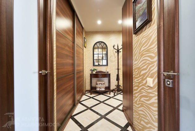 Фото 2-комнатная квартира с отличным ремонтом ул. Бумажкова 37А — 55