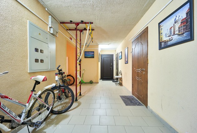 Фото 2-комнатная квартира с отличным ремонтом ул. Бумажкова 37А — 71