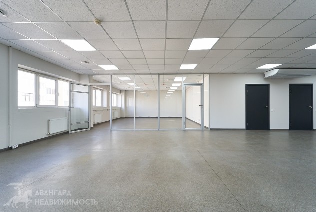 Фото Аренда офисов в бизнес-центре по улице Жуковского — 33