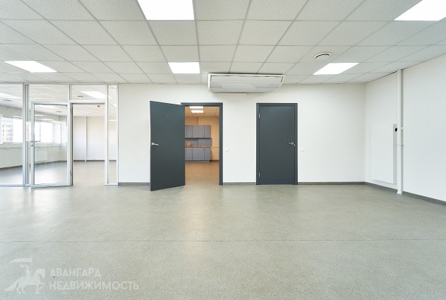 Фото Аренда офисов в бизнес-центре по улице Жуковского — 37
