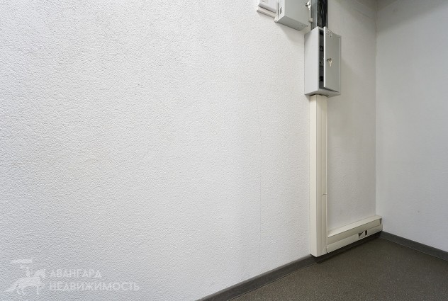 Фото Аренда офиса с отделкой в бизнес-центре по ул. Жуковского — 15
