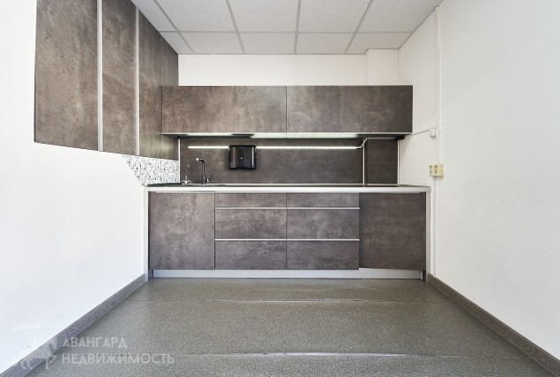 Фото Аренда офиса с отделкой в бизнес-центре по ул. Жуковского — 21