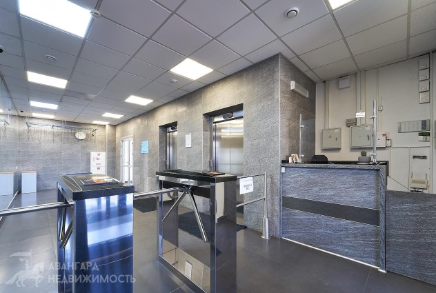 Фото Аренда офиса с отделкой в бизнес-центре по ул. Жуковского — 35