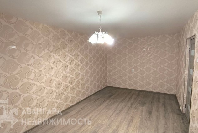 Фото 2-комнатная квартира возле Комаровского рынка — 1