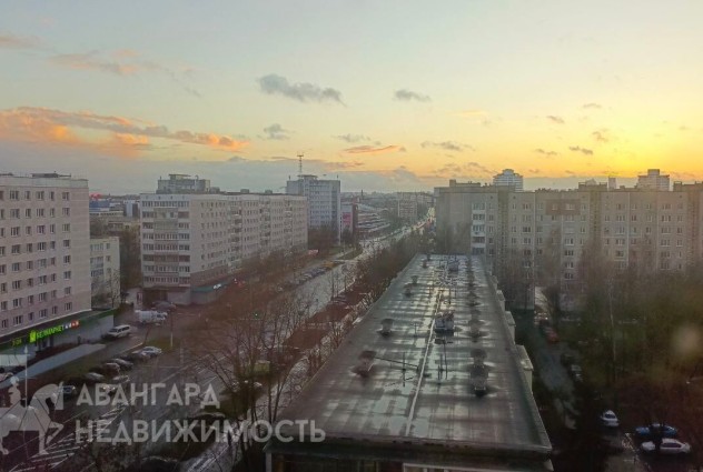 Фото 2-комнатная квартира возле Комаровского рынка — 9