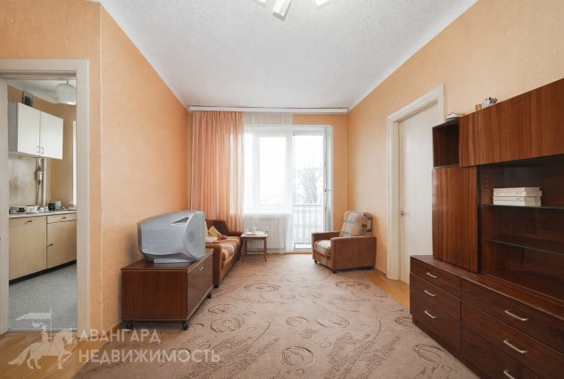 Фото  4 минуты до метро: светлая 2-комнатная в доме после капремонта — 3