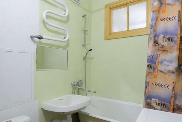 Фото  4 минуты до метро: светлая 2-комнатная в доме после капремонта — 13