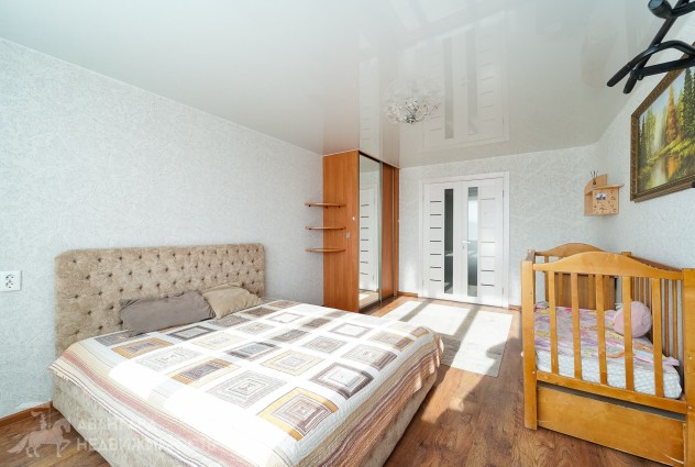 Фото 4 комнатная квартира в 15 минут от метро Могилевская. — 13