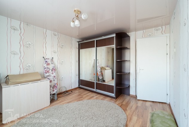 Фото 4 комнатная квартира в 15 минут от метро Могилевская. — 23