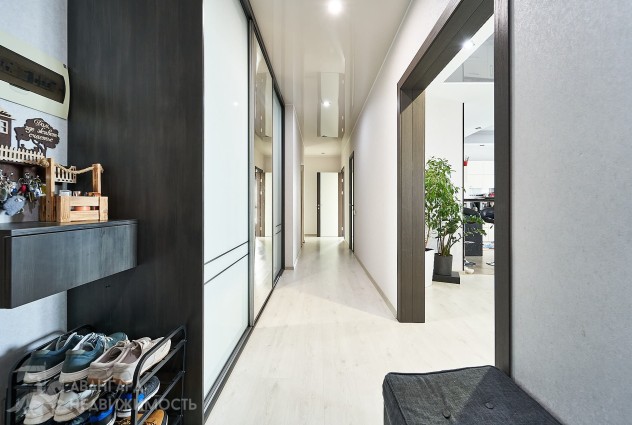 Фото 3-комнатная квартира с ремонтом в Степянке. — 35