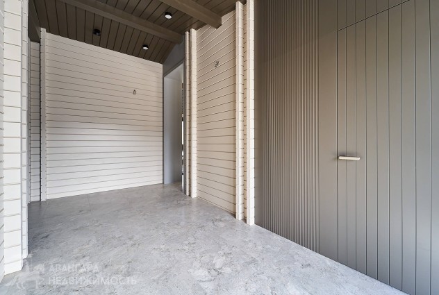 Фото Просторный и современный дом в ст Узборье-Строй  — 33