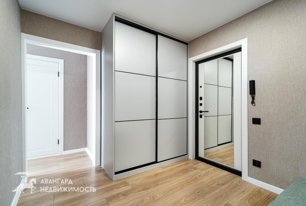 Фото 2-комн. квартира с современным новым ремонтом по адресу: пр-т. Газеты Звязда.4/3 — 31