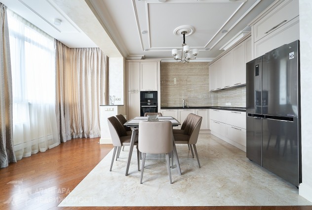 Фото Эксклюзивная квартира в историческом центре «Дом у Троицкого» — 1