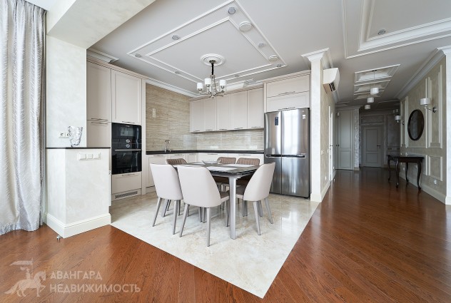 Фото Эксклюзивная квартира в историческом центре «Дом у Троицкого» — 21