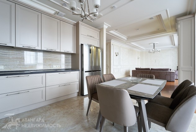 Фото Эксклюзивная квартира в историческом центре «Дом у Троицкого» — 27