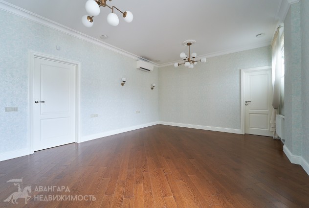 Фото Эксклюзивная квартира в историческом центре «Дом у Троицкого» — 53