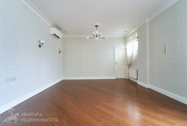 Фото Эксклюзивная квартира в историческом центре «Дом у Троицкого» — 55