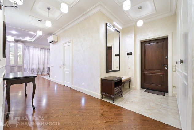 Фото Эксклюзивная квартира в историческом центре «Дом у Троицкого» — 5