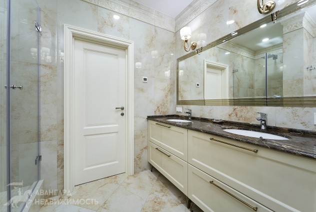 Фото Эксклюзивная квартира в историческом центре «Дом у Троицкого» — 67