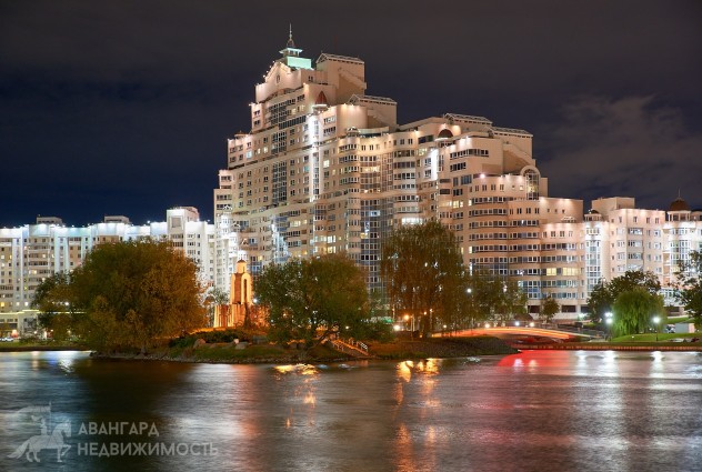 Фото Эксклюзивная квартира в историческом центре «Дом у Троицкого» — 93