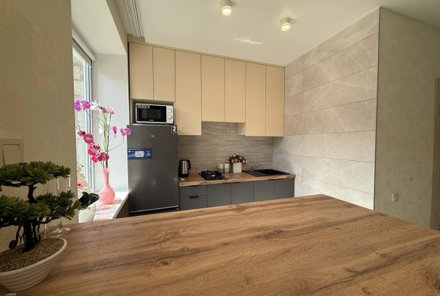 Фото Продается 2-х комн.квартира рядом ст.м. Академия Наук. — 5