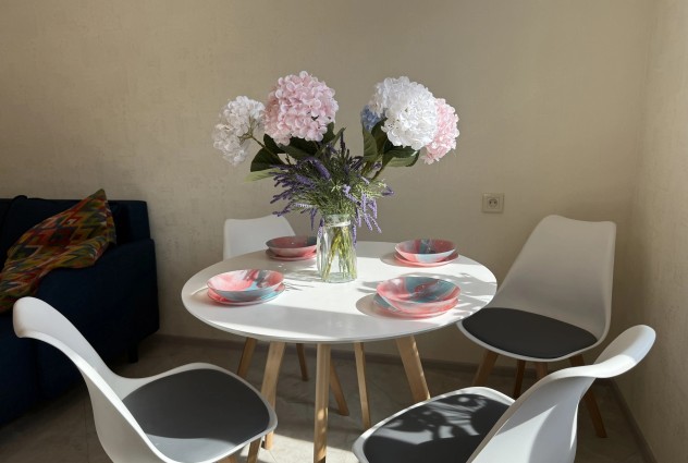 Фото Продается 2-х комн.квартира рядом ст.м. Академия Наук. — 7