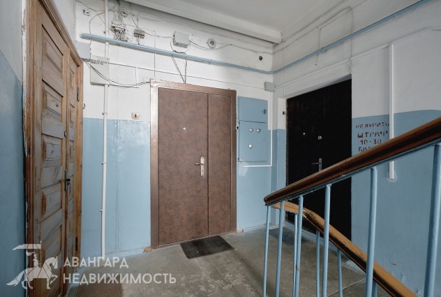 Фото 2-х комнатная сталинка в 2 минутах от метро. — 25