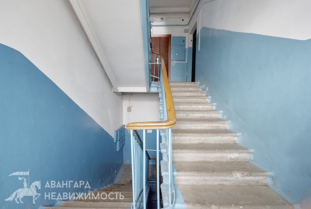 Фото 2-х комнатная сталинка в 2 минутах от метро. — 27