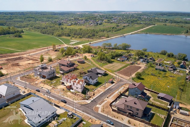 Фото Дом в живописном месте с видом на озеро Селюты — 3