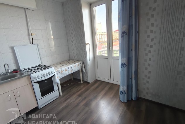 Фото Продается уютная квартира возле станции метро «Автозаводская». — 19