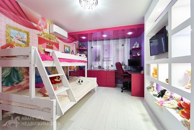 Фото Продается 3-х комнатная квартира возле метро Неморшанский сад — 9