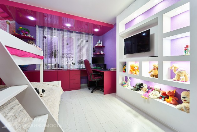 Фото Продается 3-х комнатная квартира возле метро Неморшанский сад — 11