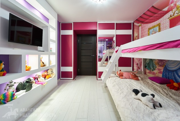 Фото Продается 3-х комнатная квартира возле метро Неморшанский сад — 13