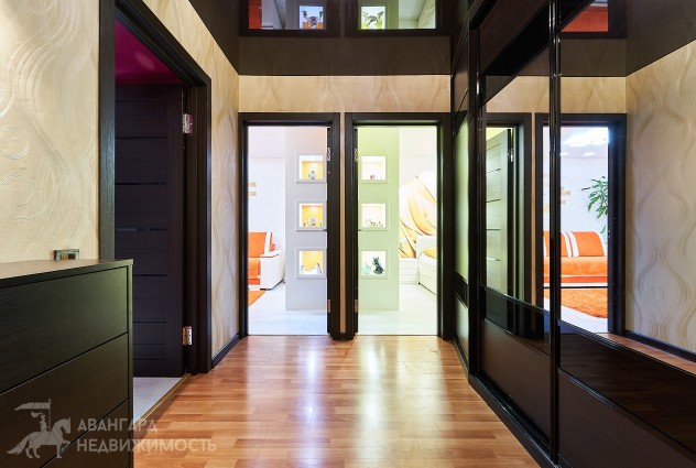 Фото Продается 3-х комнатная квартира возле метро Неморшанский сад — 33