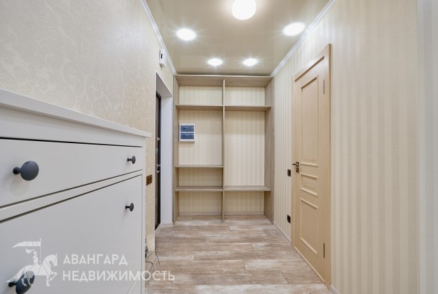 Фото 3-комнатная квартира 2017 года с отличным ремонтом на улице Червякова — 33