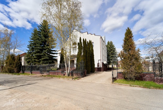 Фото В продаже коттедж с дизайнерским ремонтом в Боровлянах — 3