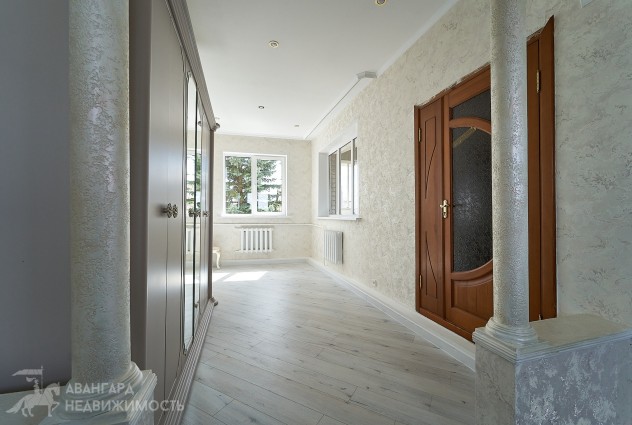 Фото В продаже коттедж с дизайнерским ремонтом в Боровлянах — 69