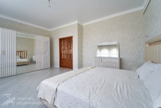 Фото В продаже коттедж с дизайнерским ремонтом в Боровлянах — 85